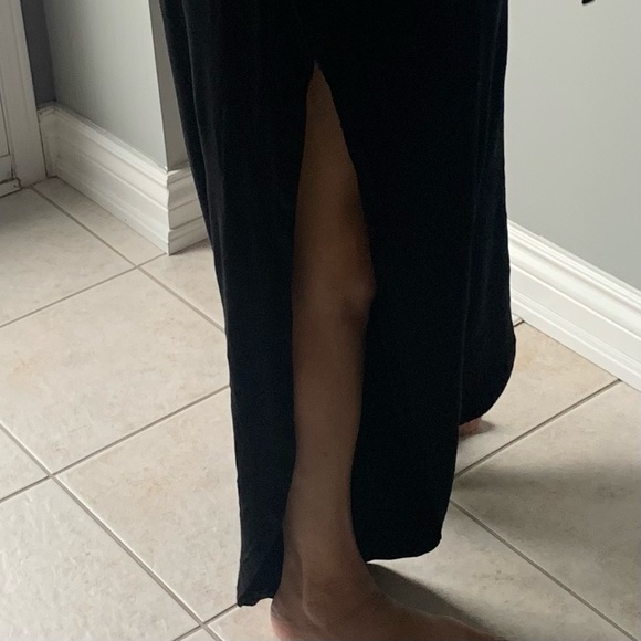 Open slit pants - perfect for a summer day! - Picture 4 of 4